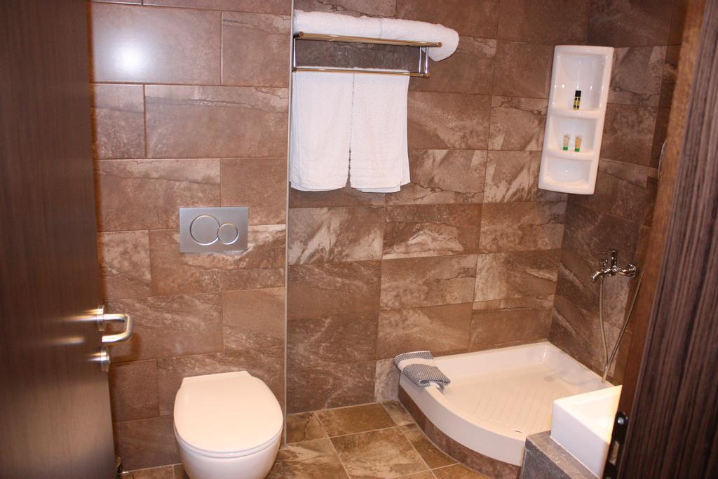 Hotel Cariatis Nea Kallikrateia Екстер'єр фото